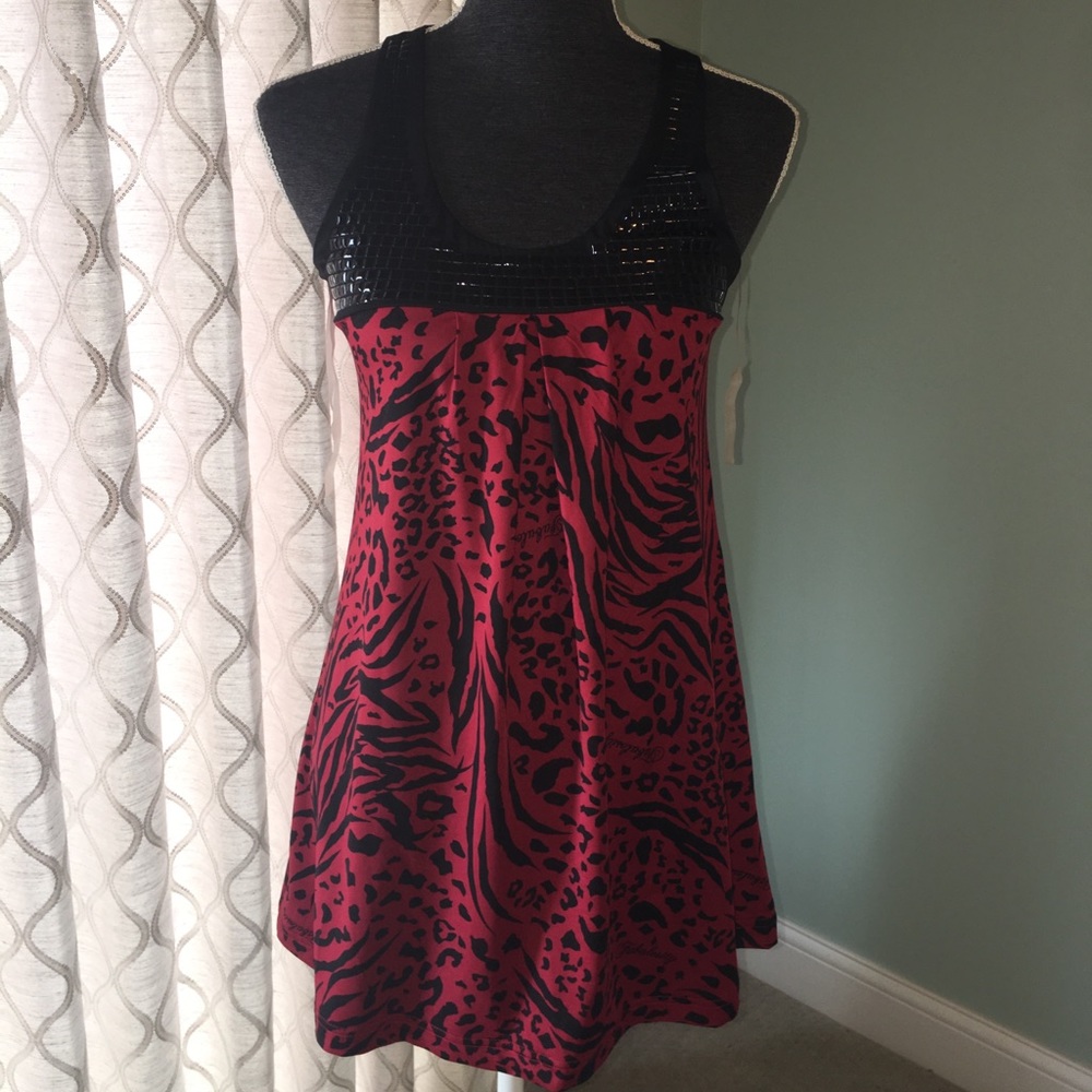 Black/red animal print top
